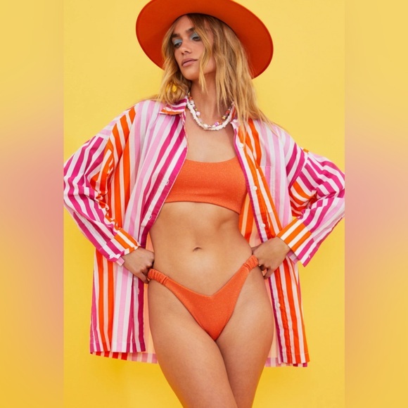 Nwot Beach Riot Alexa Button Down Top In Sunset Stripes